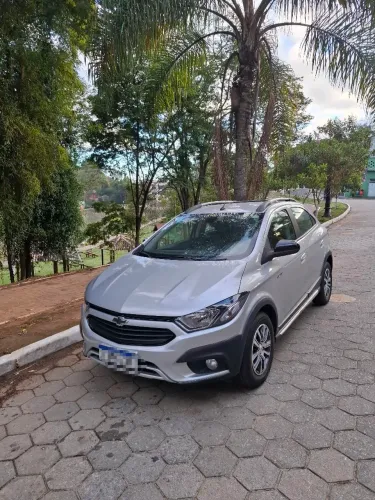 Chevrolet Onix Activ 1.4 8V Flex Mec. 4P 2017