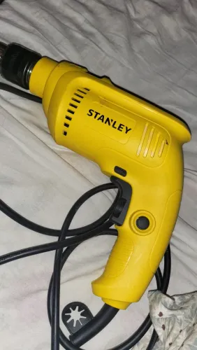 FURADEIRA DE IMPACTO STANLEY NOVA >>220V<<