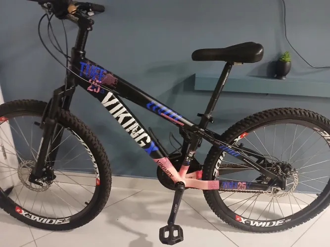 bicicleta viking x tuff 25 preta azul e rosa
