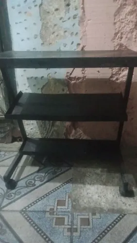 Mesinha com 3 divisoria