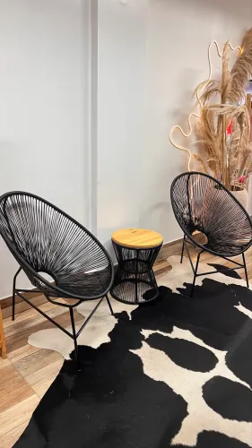 Conjunto 2 cadeiras Acapulco com mesa lateral