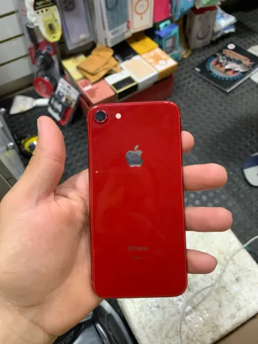 iPhone 8