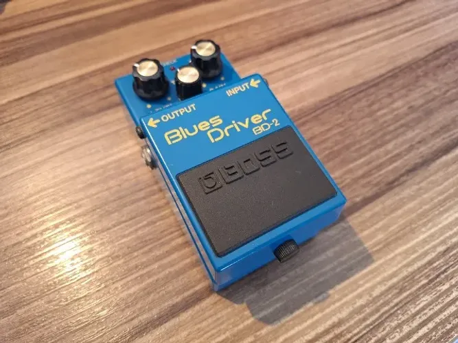 Pedal BOSS BD-2 Blues Driver (com caixa original)