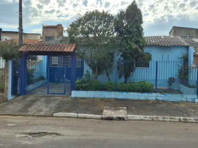 Casa para Venda em Canoas, Guajuviras, 3 dormitórios, 1 banheiro, 2 vagas