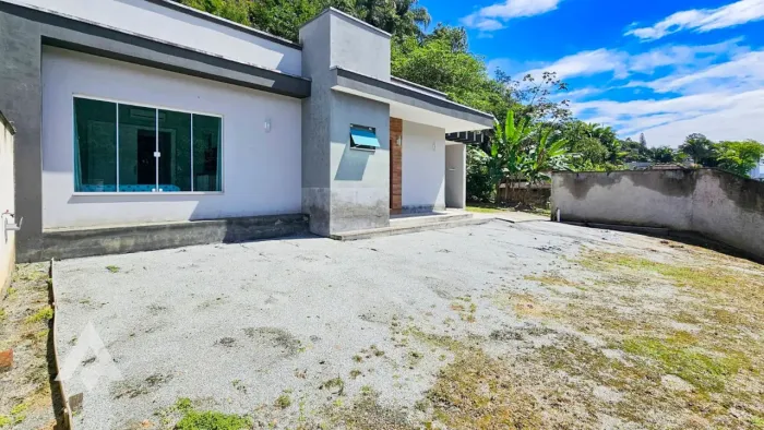Casa com 3 dormitórios sendo 1 suíte à venda por R$ 1.190,000,00 - Bairro Ribeirão Fresco
