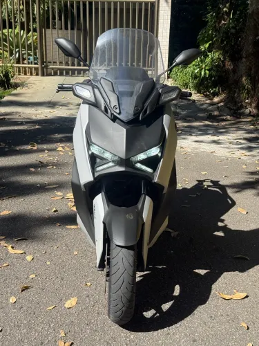Xmax 250 abs