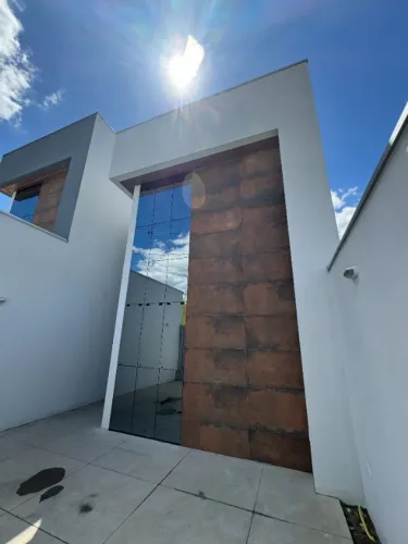 Casa à Venda no Alto Belvedere - Coronel Fabriciano/MG