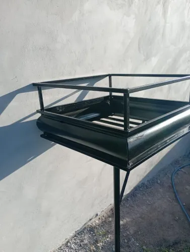 Lixeira de aço galvanizado