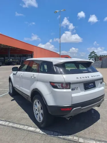 Land Rover Range Rover Evoque Pure 2.0 Aut. 5P 2013