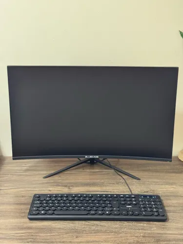 01 ano de garantia | Monitor Gamer Curvo 27? 100hz 98%RBG