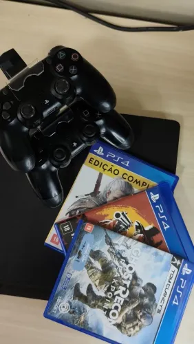 PS4 SLIM 1 TERA + CONTROLES