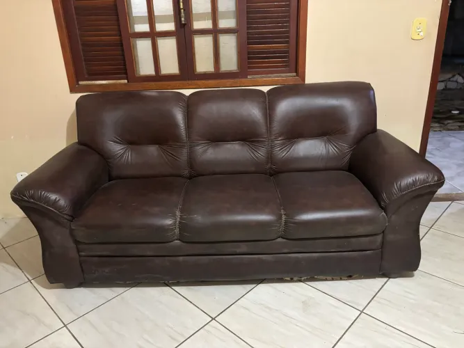 Itens de casa (sofá, rack, painel e penteadeira)