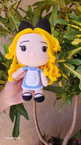 Boneca Funko pop Alice amigurumi 