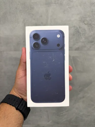 iPhone 17 Pro Max - AZUL LACRADO