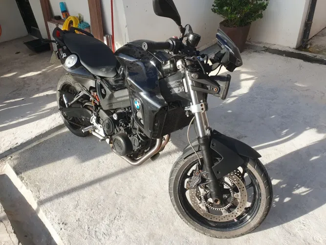 Vendo F800R 2013 - Valor a VISTA