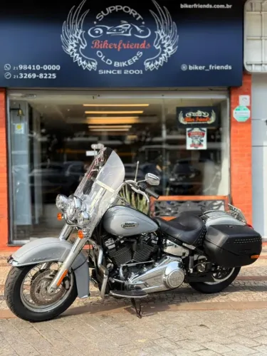 HARLEY-DAVIDSON HERITAGE CLASSIC 2024 114CI COM 4.000 KM 