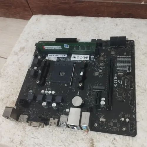 Placa mãe am4+8Gb ddr4 funcionando perfeitamente