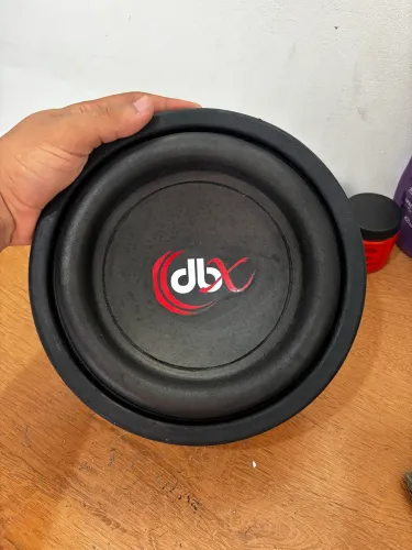Grave de 8p Dbx 400rms Bruto demais
