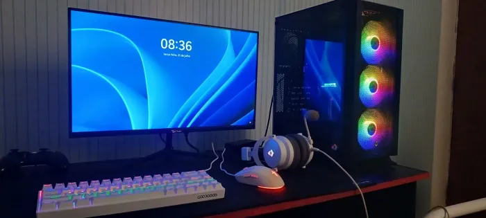 PC Gamer Completo RX 7600 + Ryzen 5 5600GT | Em Excelente Estado