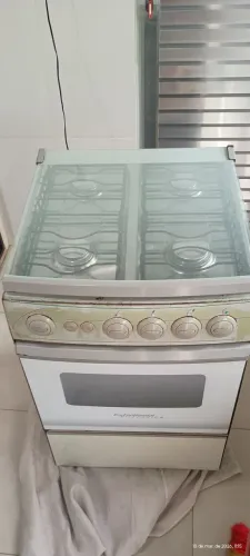 Fogão Continental Millenium 4 bocas forno antiaderente acendedor elétrico 