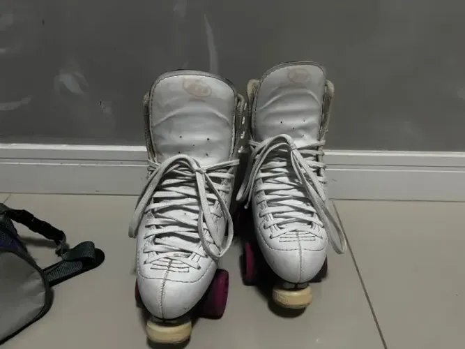 Patins Rye profissional tamanho 40
