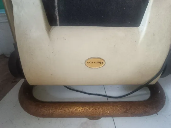 Vendo esteira com defeito