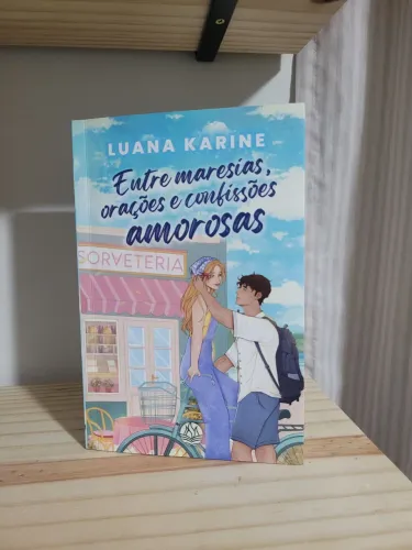 Livro Entre Matérias, Orações e Confissões Amorosas
