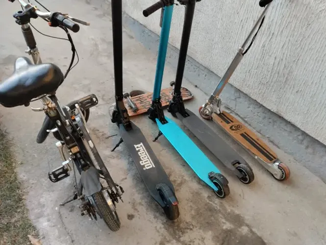 1 Bike 4 patinetes elétricos e 1 skate