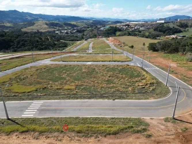 Terreno espetacular de 250 metros em Extrema-MG