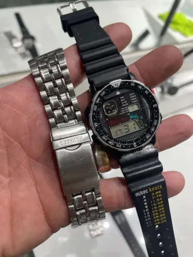 Citizen D060 (CAIXA PRETA)