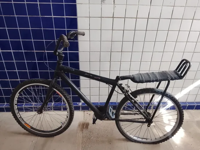 Bicicleta aro 25 montadinha