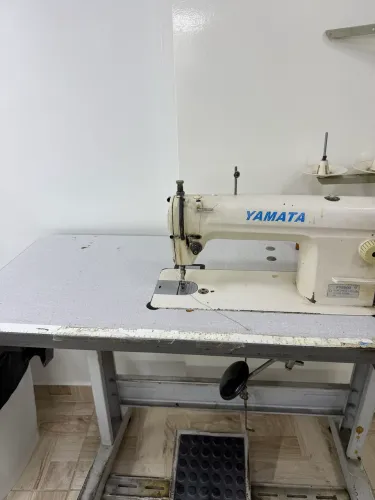 Maquina de costura 