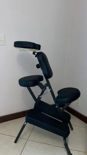Cadeira de massagem shiatsu. Regulável e dobrável.