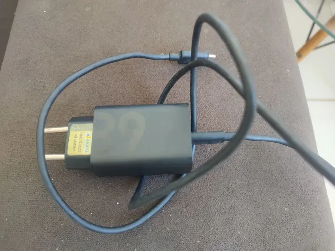Vende-se carregador Motorola turbo 89.
