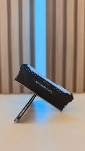 16GB Corsair 3200mhz