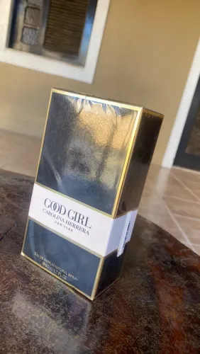Perfume Da Carolina Herrera ( LACRADO ) original!