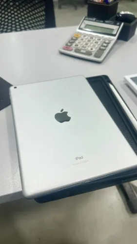Ipad 9ª geração, prata, 64gb