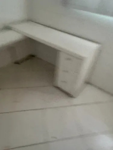 Escrivaninha para estudo/ trabalho  