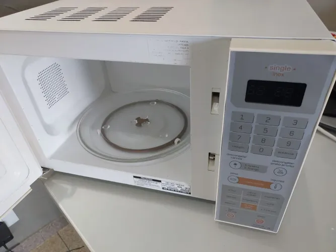 MICROONDAS BRASTEMP ESTOU NA ZN BAIRRO PQ NOVO MUNDO