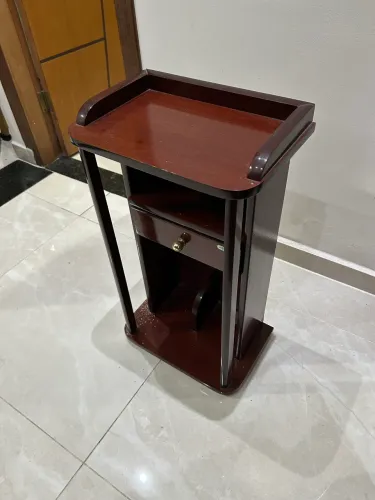 Mesa de cabeceira