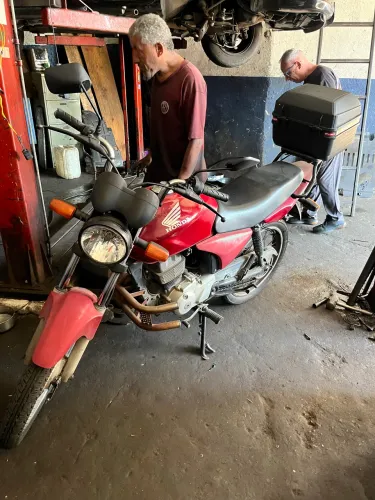 Honda CG Titan ES 150 - Único Dono