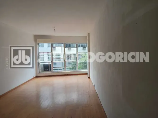 Localização privilegiada, junto ao metrô José Higino, portaria 24 horas, apartamento,140m²