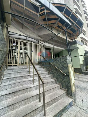 Espaço, sofisticação e uma localização privilegiada para viver com qualidade de vida!