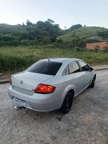 Fiat Linea LX 1.9/ 1.8 Flex 16V 4P 2010