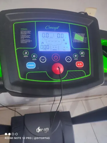 vendo uma esteira Dreams fitness
