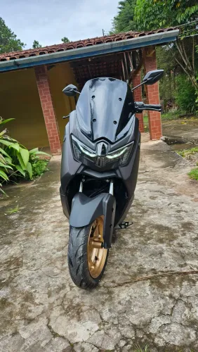 Nmax 160 Conected novinha 