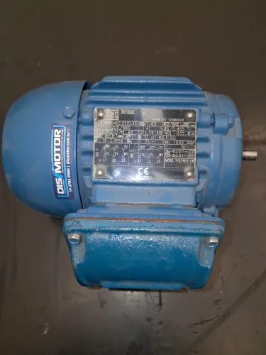 Motor elétrico trifásico weg w22 0,33cv IP63 4 polos 220/380