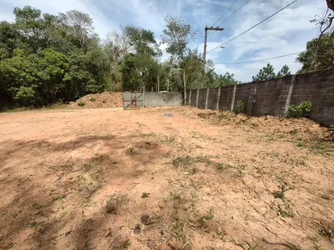 EXCELENTE LOTE TERRENO 500 metros CONDOMÍNIO CHÁCARA DOS PINUS - Morro Grande Jardim Sandr