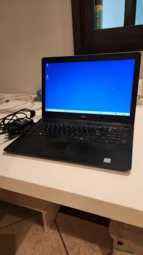 Notebook Dell Inspiron 15 3584 Intel Core i3-7020U RAM 8 GB HD 1TB 15.6" + Pasta de brinde