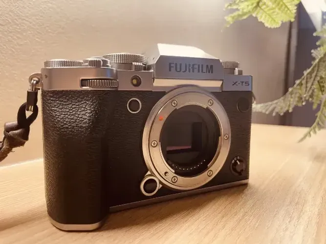 Fuji XT5